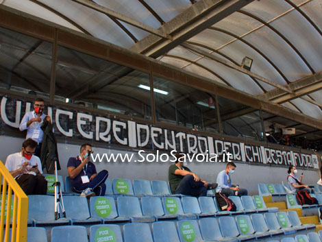 tribuna_covid